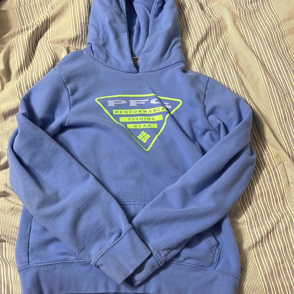 PFG hoddie size youth large
